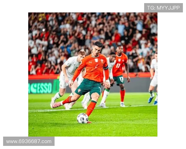 C罗失点拒买账霍伊伦明早体检室见?